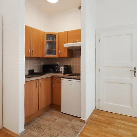 Louvre - Cozy City Center Apartment With Balcony Prague Exterior photo